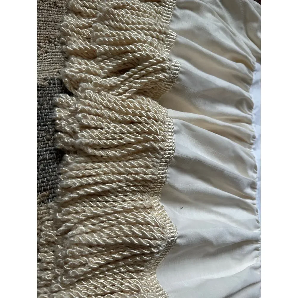Vintage Bed Skirt fringed cream ivory full sz beautiful